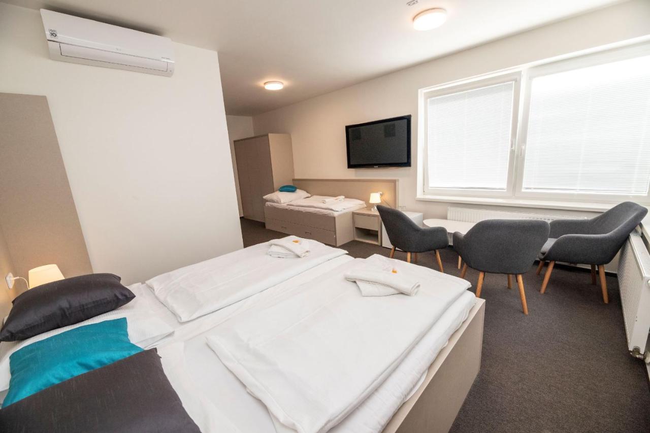 Hotel Rakovec برنو المظهر الخارجي الصورة