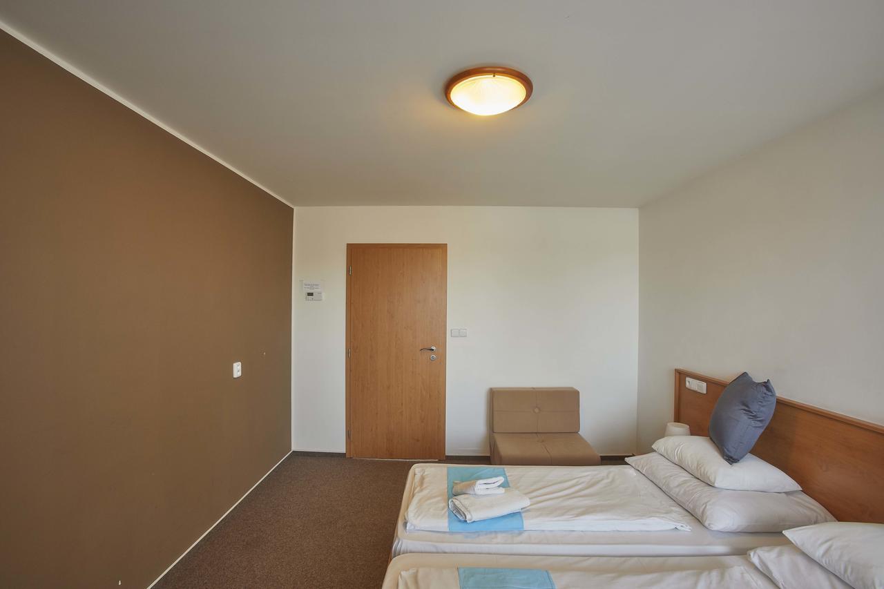 Hotel Rakovec برنو المظهر الخارجي الصورة
